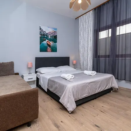 Tabak Apartment