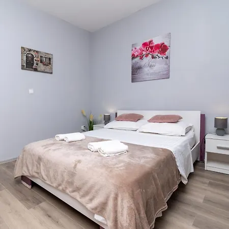 Tabak Apartment Trogir